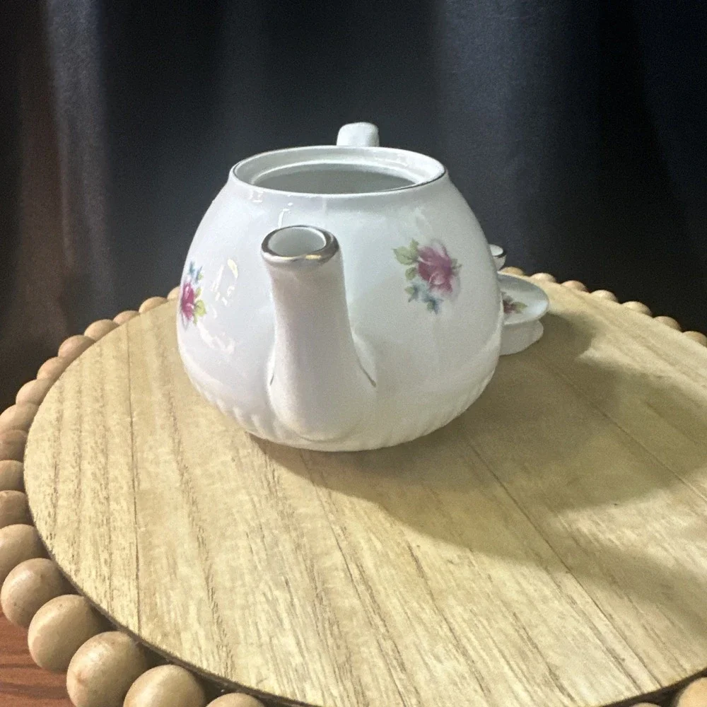 Vintage Ellgreave Wood & Sons England Teapot